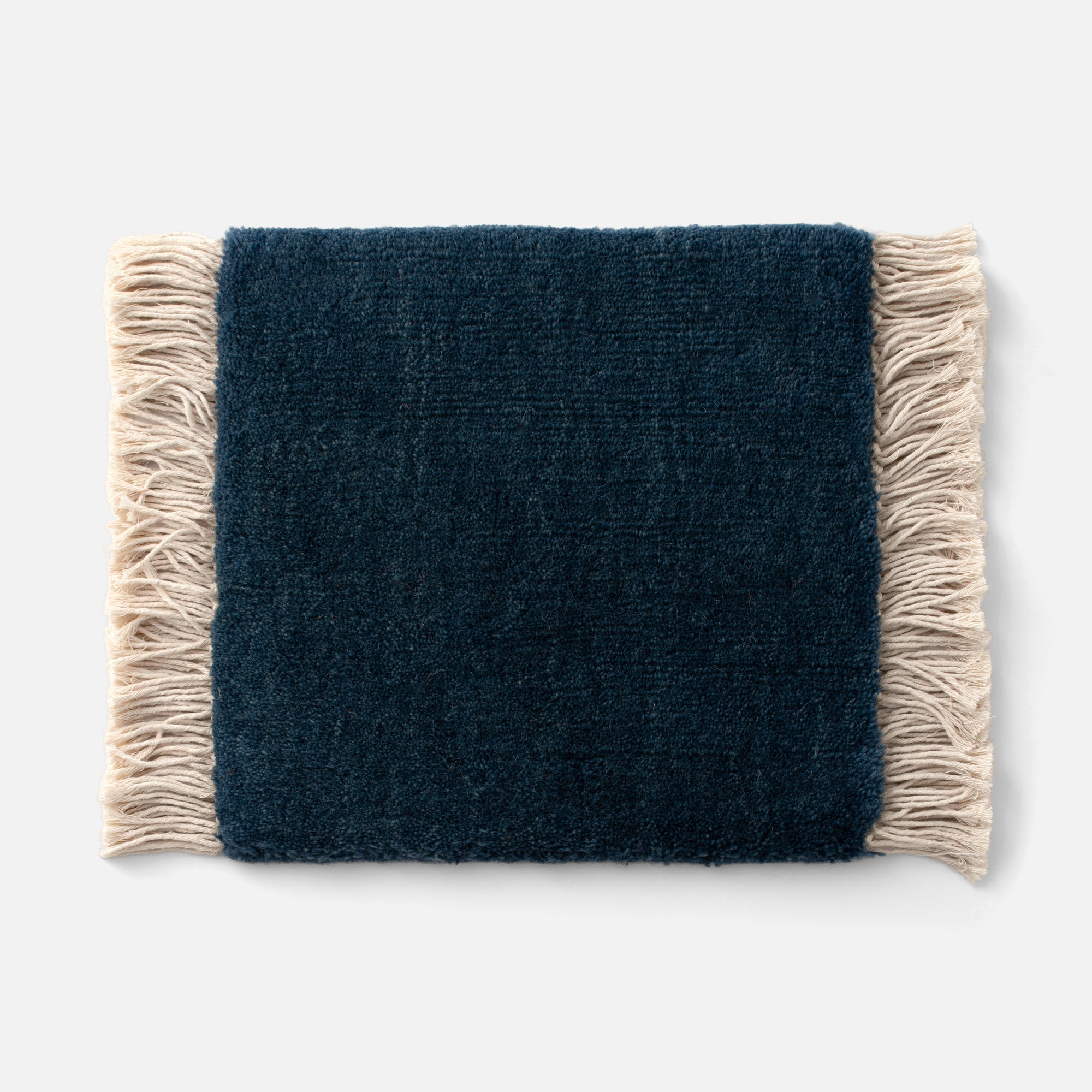 SH148087-IG_001-1.jpg