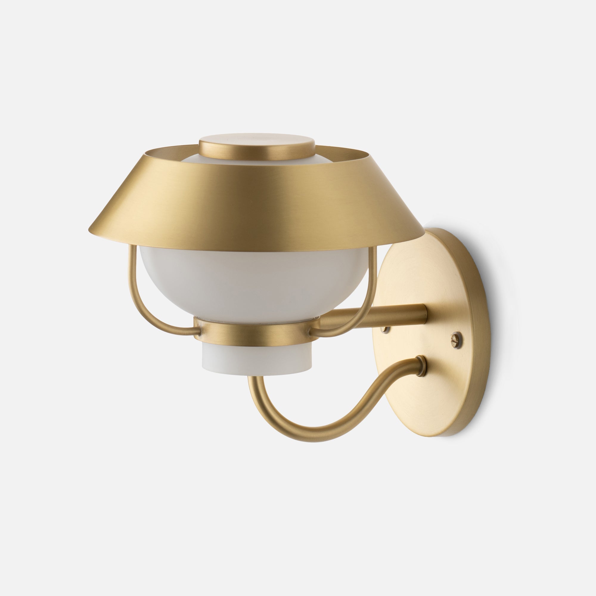 fall25_148285_alfred-sconce-nb-alt-edit_silo_1x1_jw-1.jpg