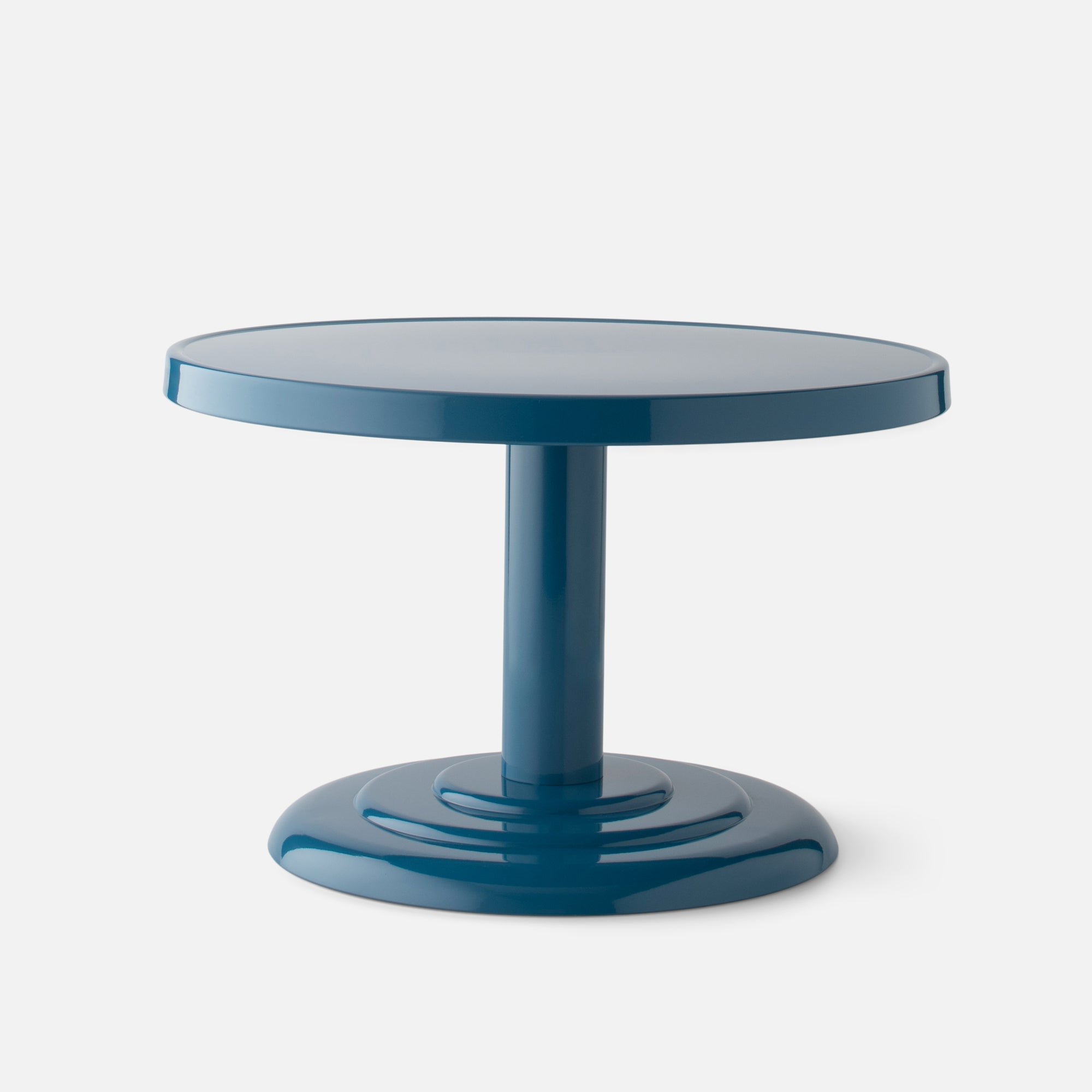 spring24-_142012_owen-cocktail-table-pool-gloss_silo_1x1_58306917-6f08-4833-b1e7-0a5f8e376425-1.jpg