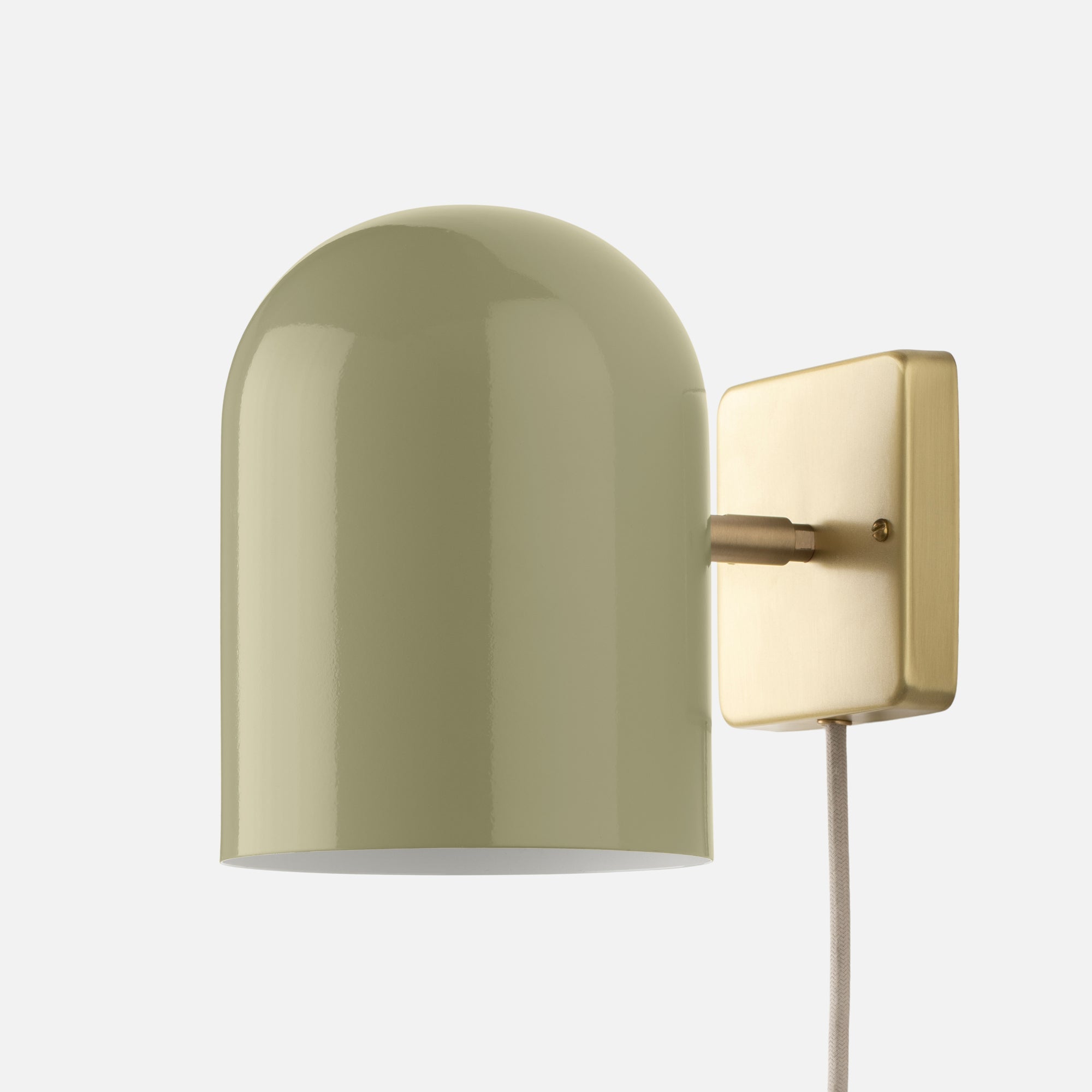 summer24_142101_allegheny-6-plug-in-sconce-ln-g-nb_silo_1x1_jw-1.jpg